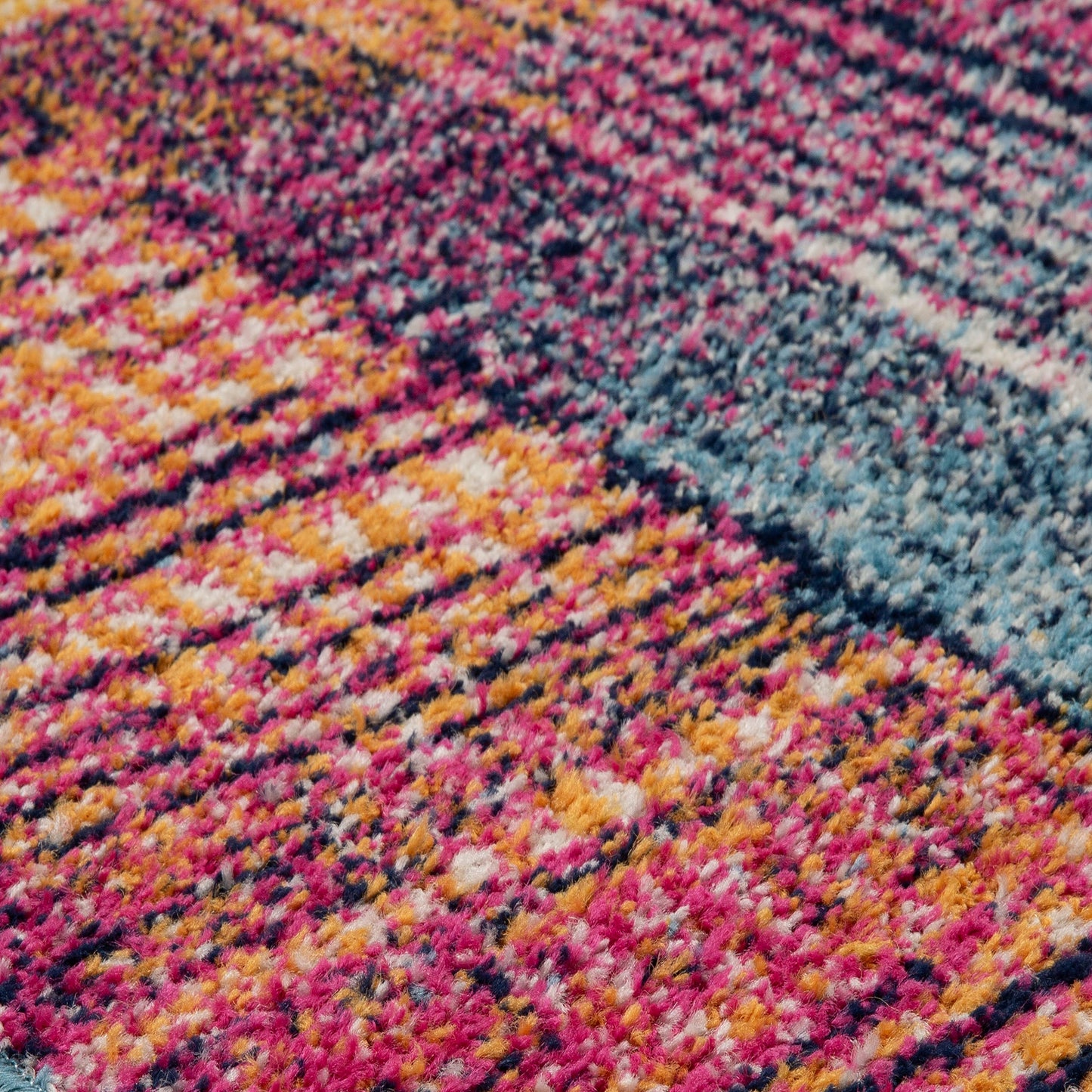 Gilbert 45 P Distressed Rug - Multi