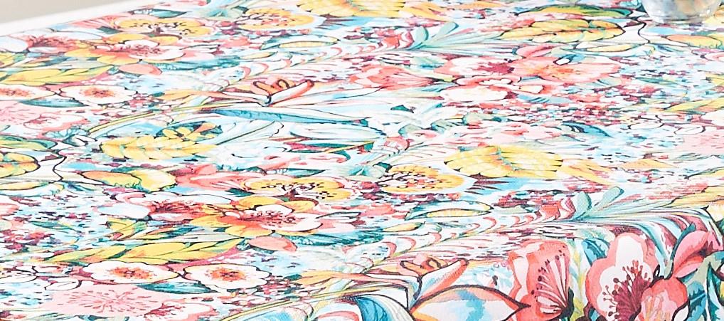 Multicoloured Paradiso Tablecloths and Runner