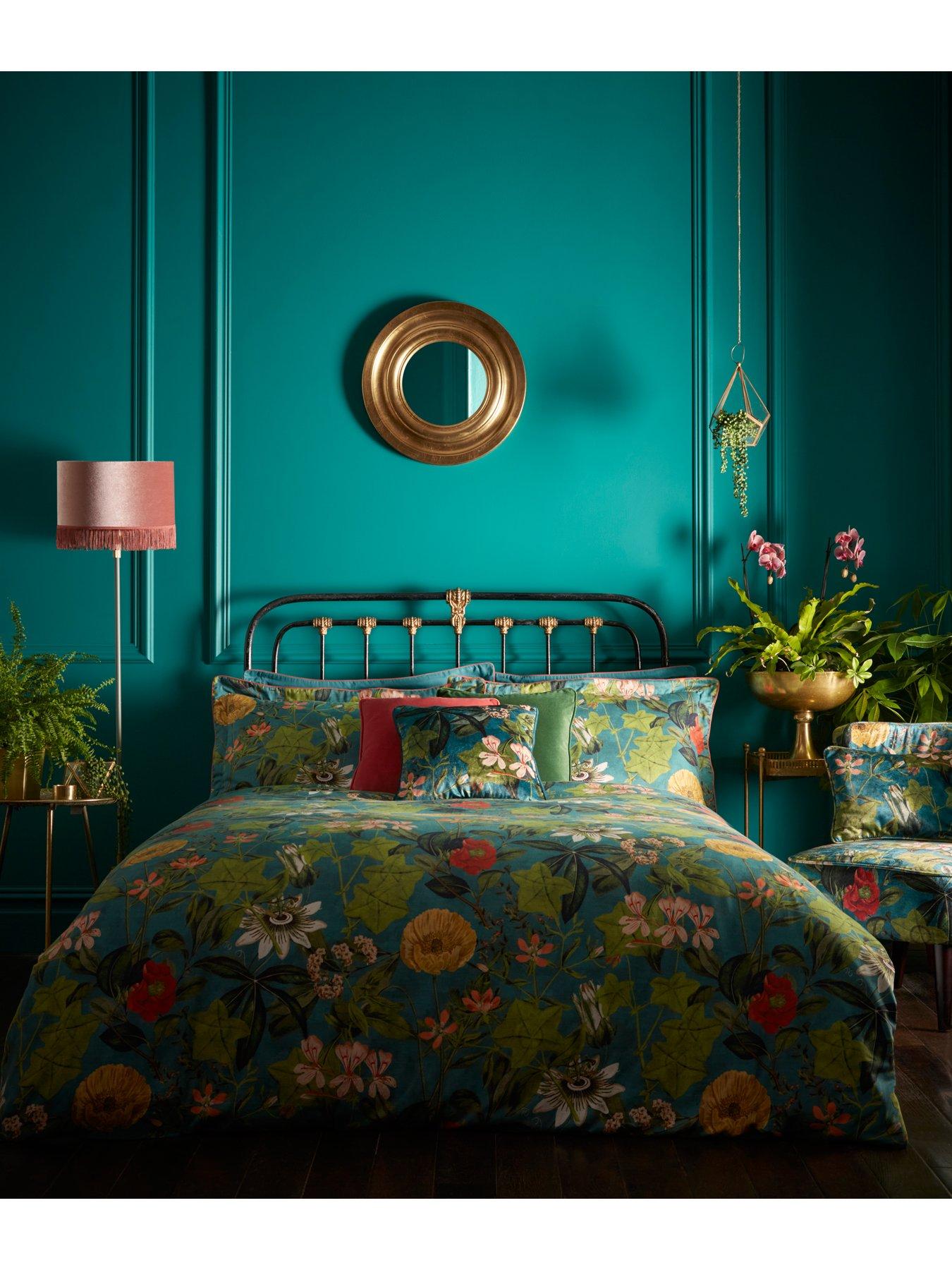 Passiflora Duvet Cover Set By Clarke & Clarke (M0067/01)