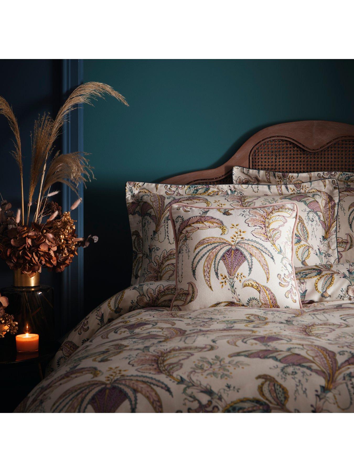Ophelia Duvet Cover Set By Clarke & Clarke (M0074/01)