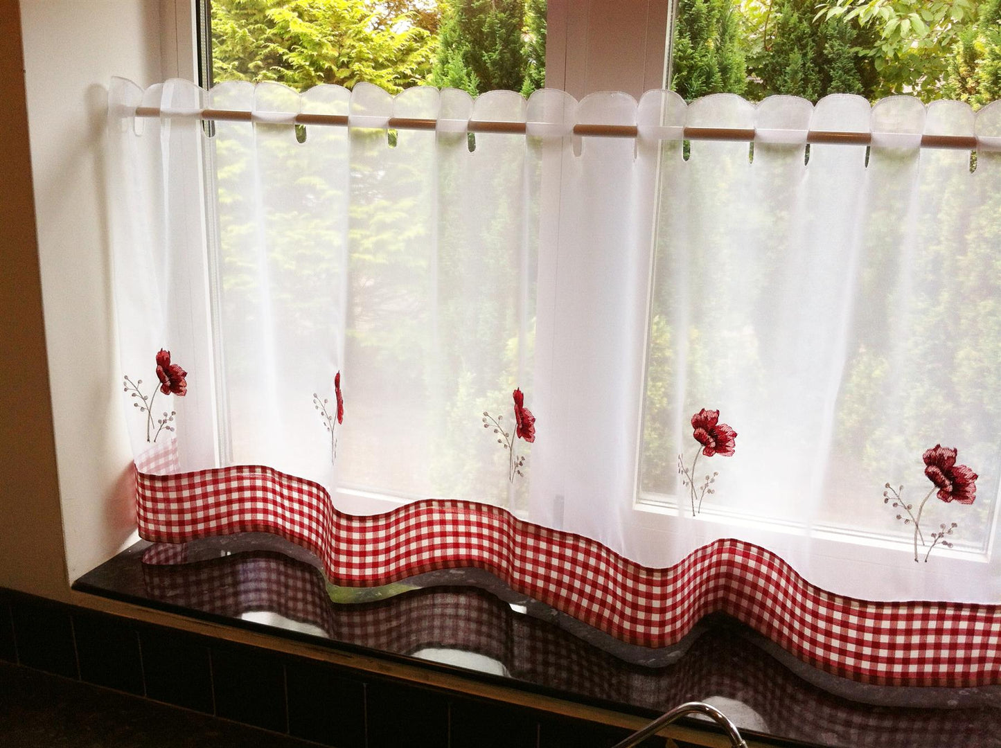 Red/Multi Poppy cafe curtain panel