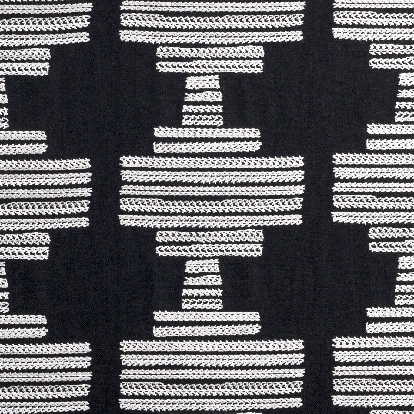 Bw1010 Fabric by Clarke & Clarke - F0882/01 - Black/White