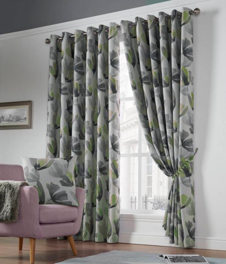 Lime Amster Blackout thermal eyelet curtains. Pair.