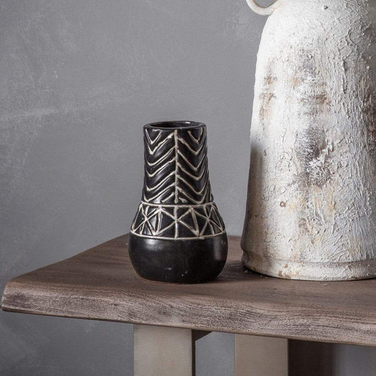 Aveedo Vase Black by Gallery